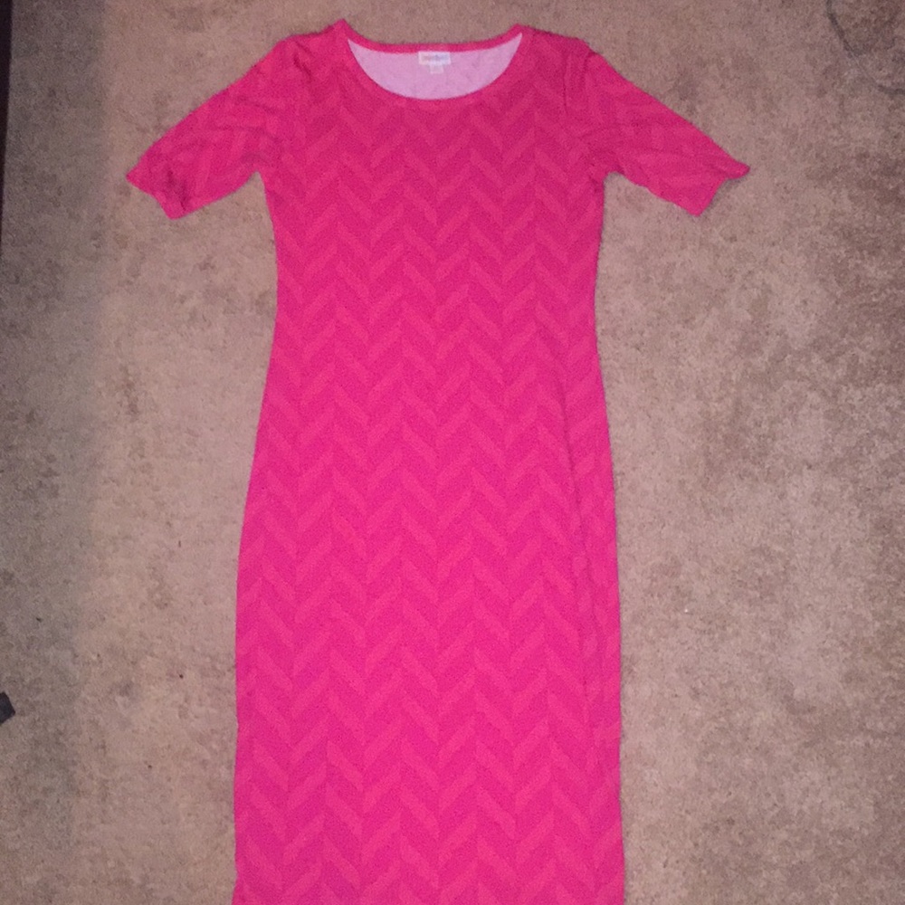 Lularoe pink chevron print size XS Julia